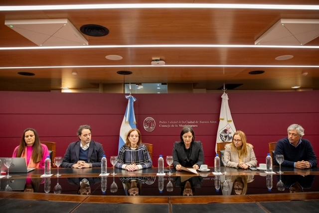 La nueva versión de la herramienta permite interactuar con el Poder ...